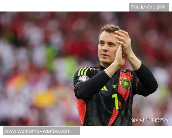 诺伊尔在对阵巴黎的欧冠比赛中展现出色长传能力创下新纪录 诺伊尔在对阵巴黎的欧冠比赛中展现出色长传能力创下新纪录